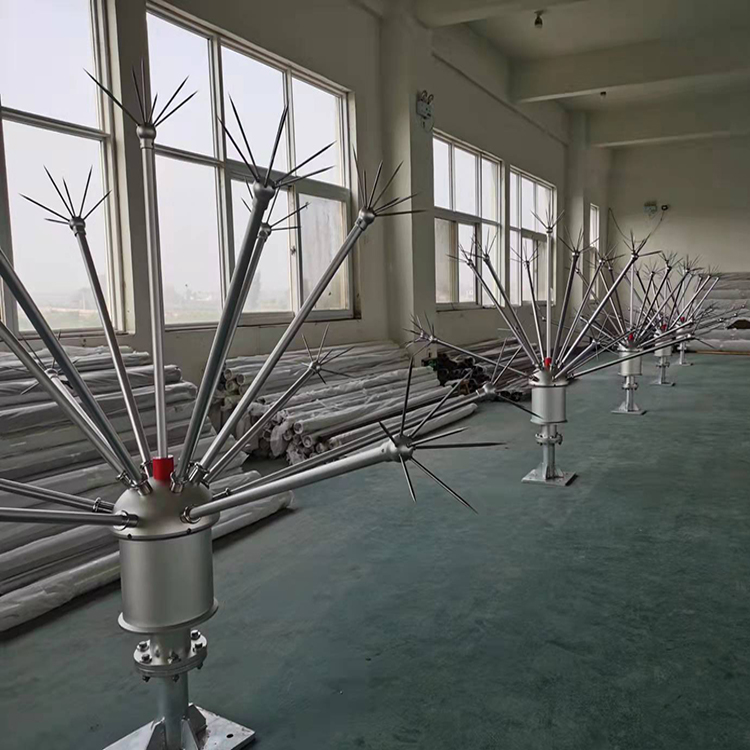  電暈場驅雷器